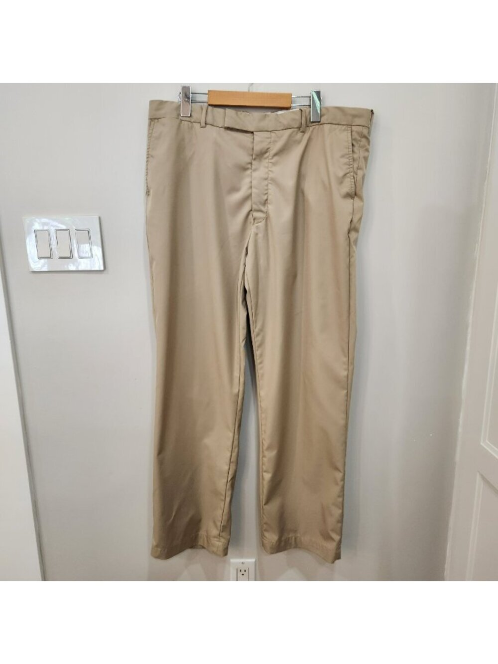 RLX Ralph Lauren Golf Pants Mens 38x31 Beige Straight Leg Performance Flat Front
